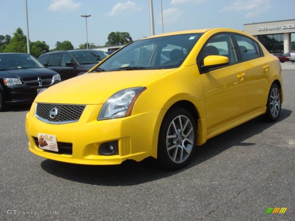 2007 Sentra SE-R Spec V - Solar Yellow / SE-R Charcoal photo #1