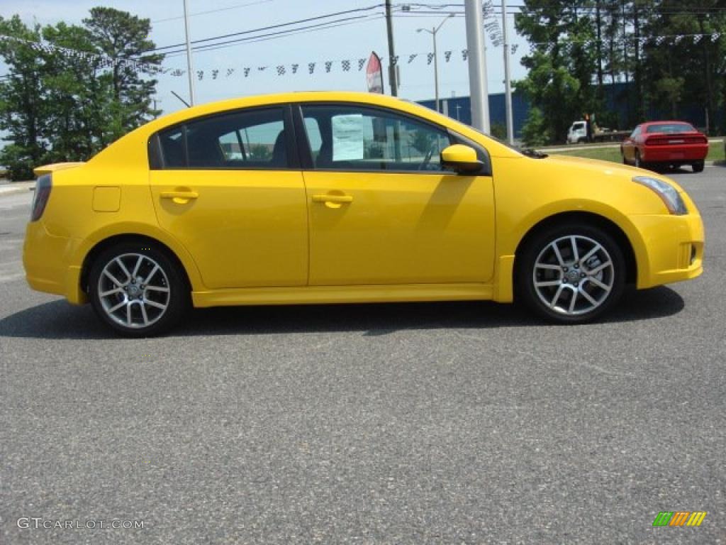 Solar Yellow 2007 Nissan Sentra SE-R Spec V Exterior Photo #49777744