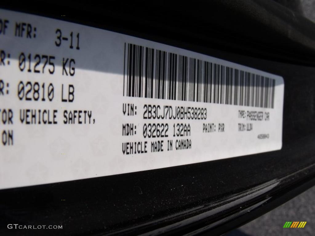 2011 Challenger SRT8 392 - Brilliant Black Crystal Pearl / Dark Slate Gray photo #15