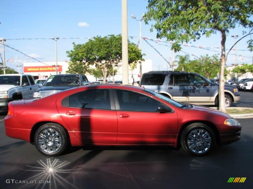 2004 Intrepid SE - Inferno Red Tinted Pearl / Dark Slate Gray photo #12