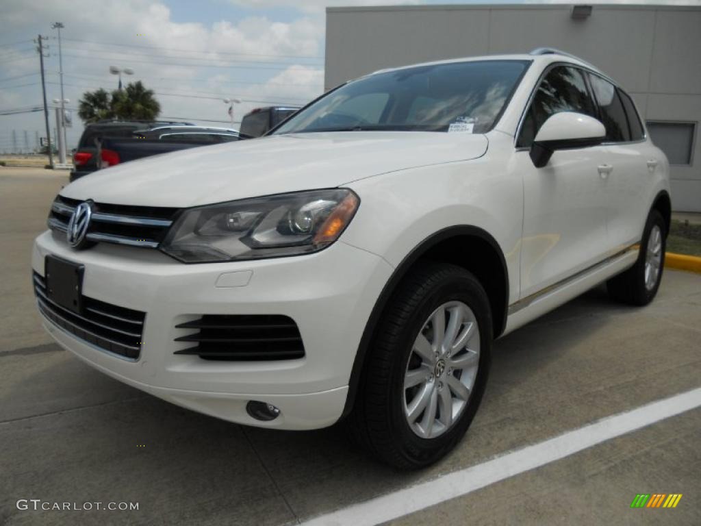 Campanella White 2011 Volkswagen Touareg VR6 FSI Sport 4XMotion Exterior Photo #49779494