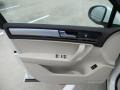 Cornsilk Beige 2011 Volkswagen Touareg VR6 FSI Sport 4XMotion Door Panel