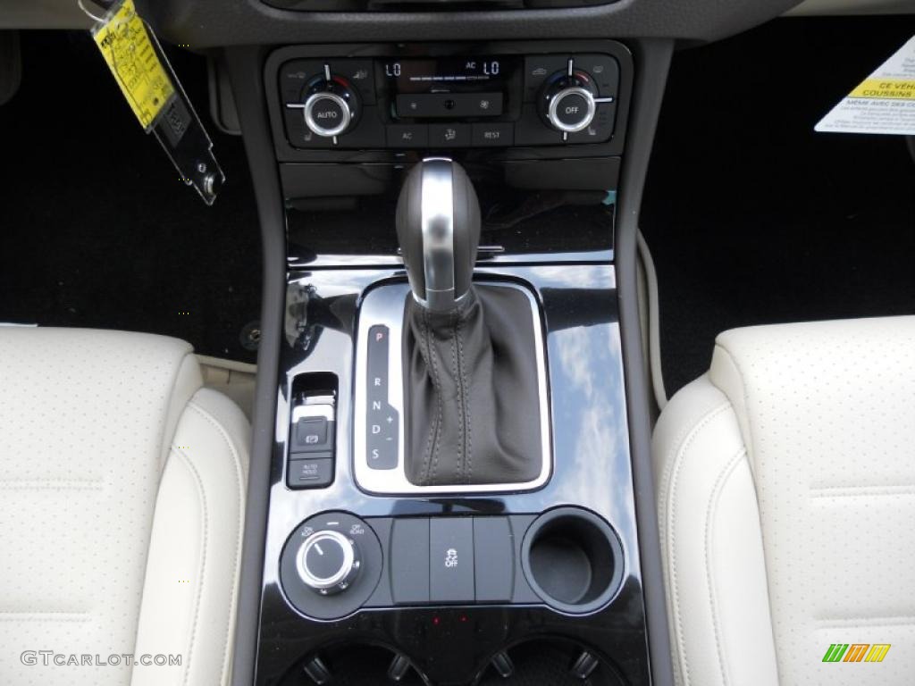 2011 Volkswagen Touareg VR6 FSI Sport 4XMotion 8 Speed Tiptronic Automatic Transmission Photo #49779716