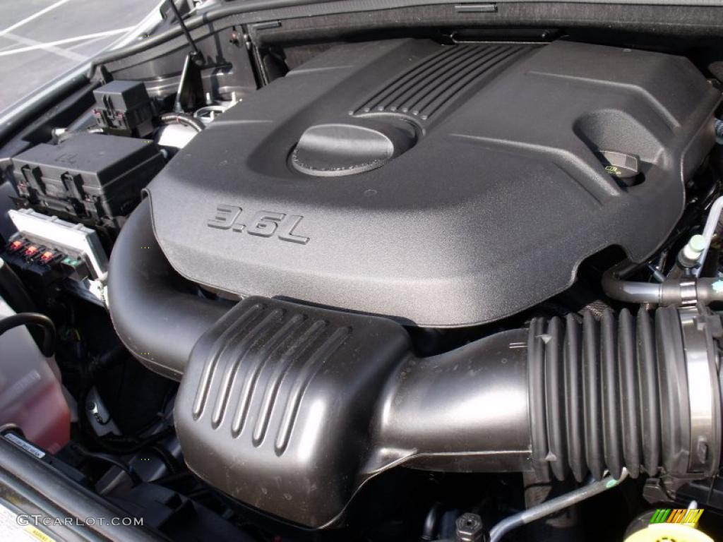 2011 Dodge Durango Heat 3.6 Liter DOHC 24-Valve VVT Pentastar V6 Engine Photo #49780235