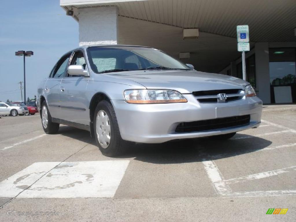 1998 Accord LX Sedan - Regent Silver Pearl / Gray photo #1