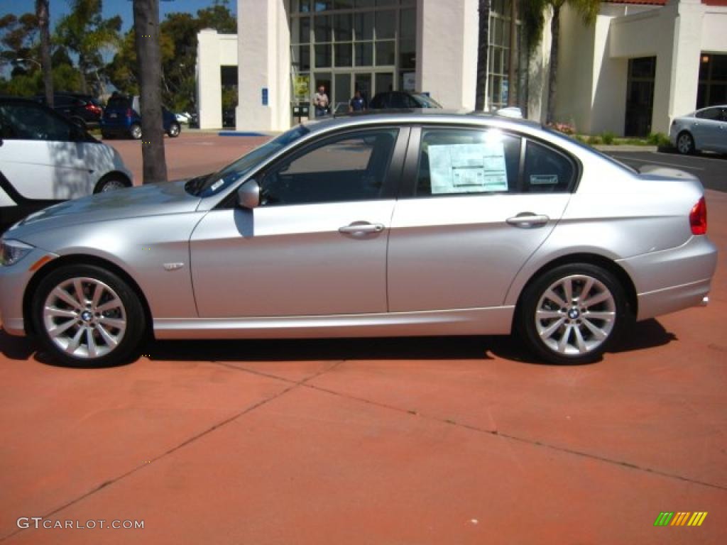 2011 3 Series 328i Sedan - Titanium Silver Metallic / Black photo #2