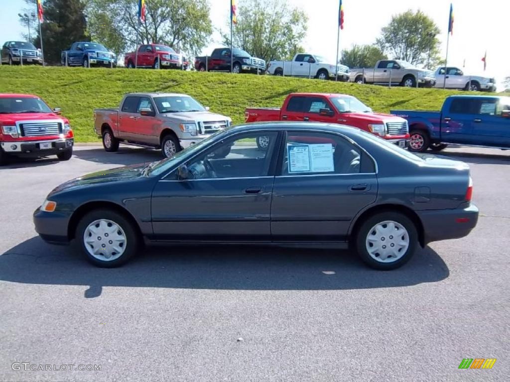 Sherwood Green Metallic Honda Accord