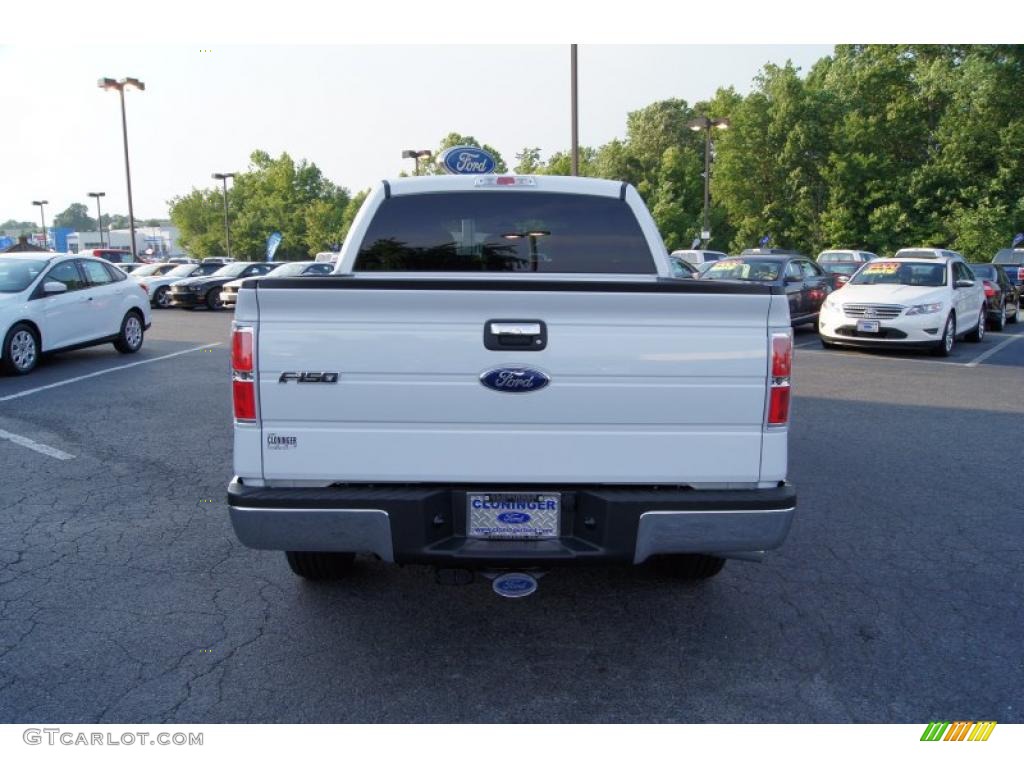 2011 F150 XLT SuperCrew - Oxford White / Steel Gray photo #4