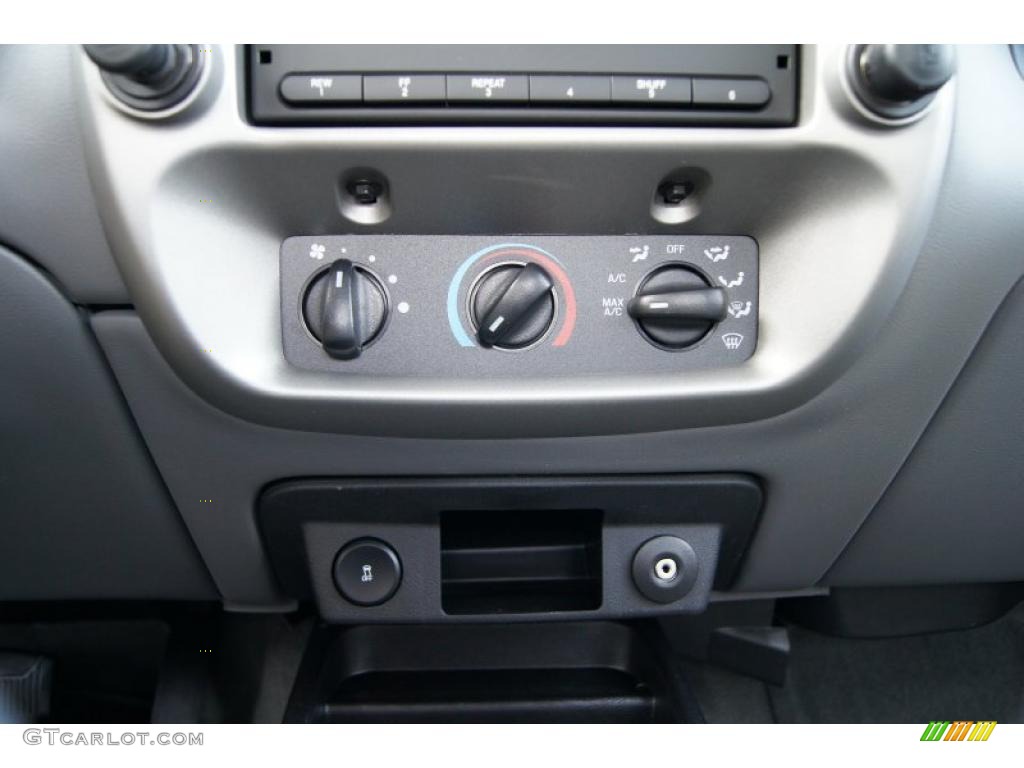 2011 Ford Ranger XLT SuperCab Controls Photo #49783259