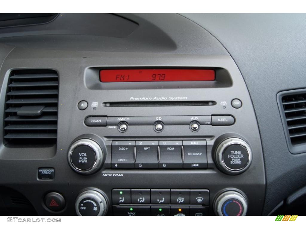 2008 Honda Civic Si Coupe Controls Photo #49784183