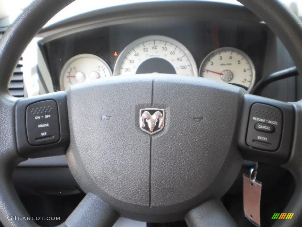2007 Dakota SLT Quad Cab 4x4 - Electric Blue Pearl / Medium Slate Gray photo #20
