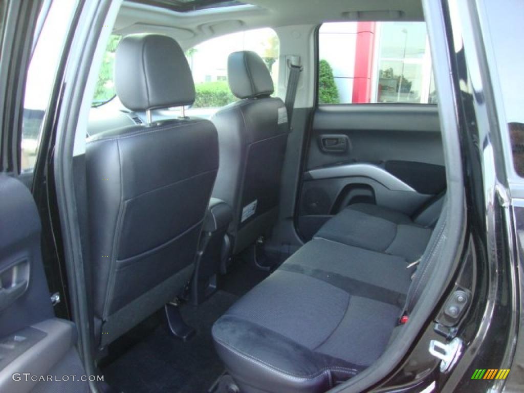 Black Interior 2008 Mitsubishi Outlander SE 4WD Photo #49787420