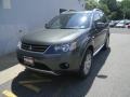 Manitoba Green Metallic 2008 Mitsubishi Outlander SE 4WD