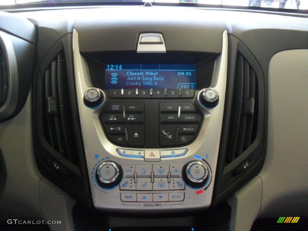 2011 Equinox LT - Twilight Blue Metallic / Light Titanium/Jet Black photo #20