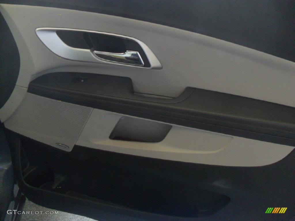 2011 Equinox LT - Twilight Blue Metallic / Light Titanium/Jet Black photo #31