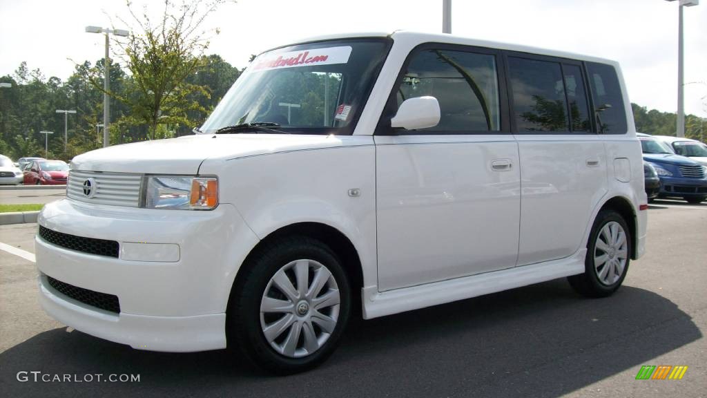 Polar White Scion xB