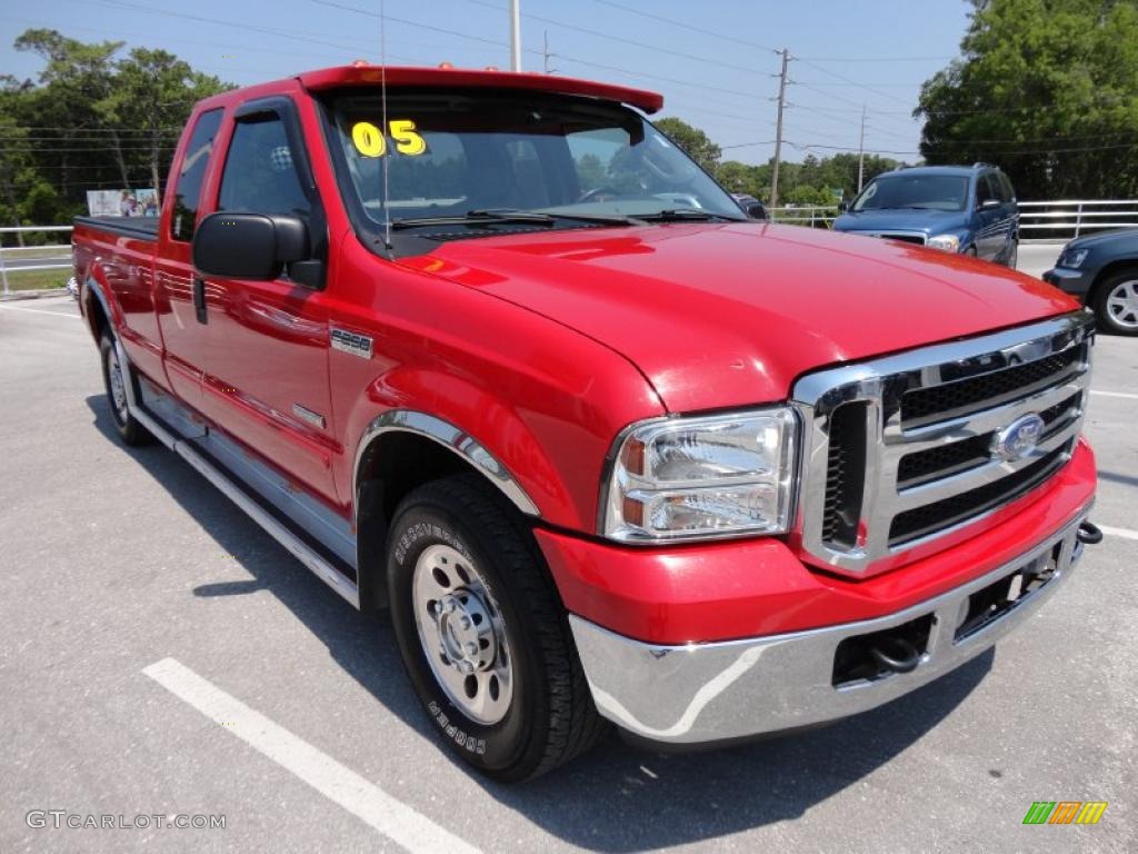 Red Clearcoat 2005 Ford F250 Super Duty XLT SuperCab Exterior Photo #49794830