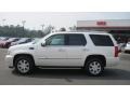 White Diamond - Escalade AWD Photo No. 2