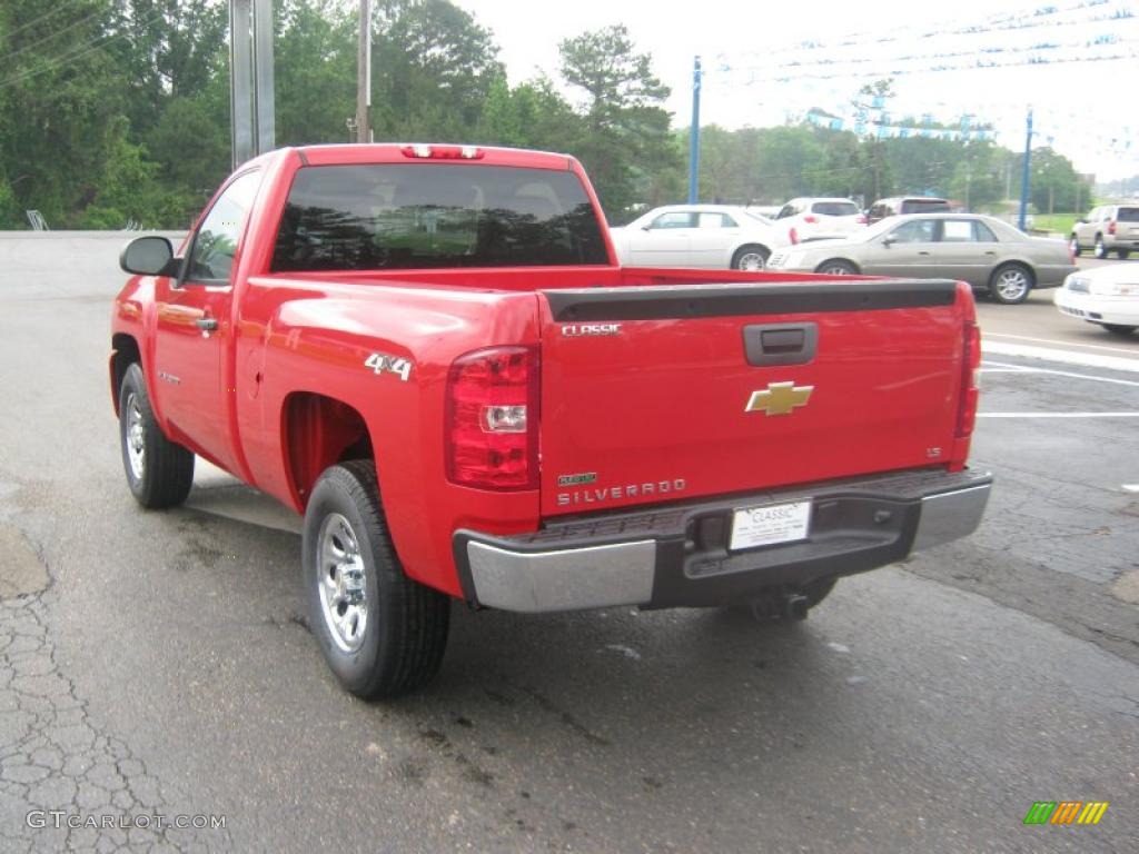 2011 Silverado 1500 Regular Cab 4x4 - Victory Red / Dark Titanium photo #3