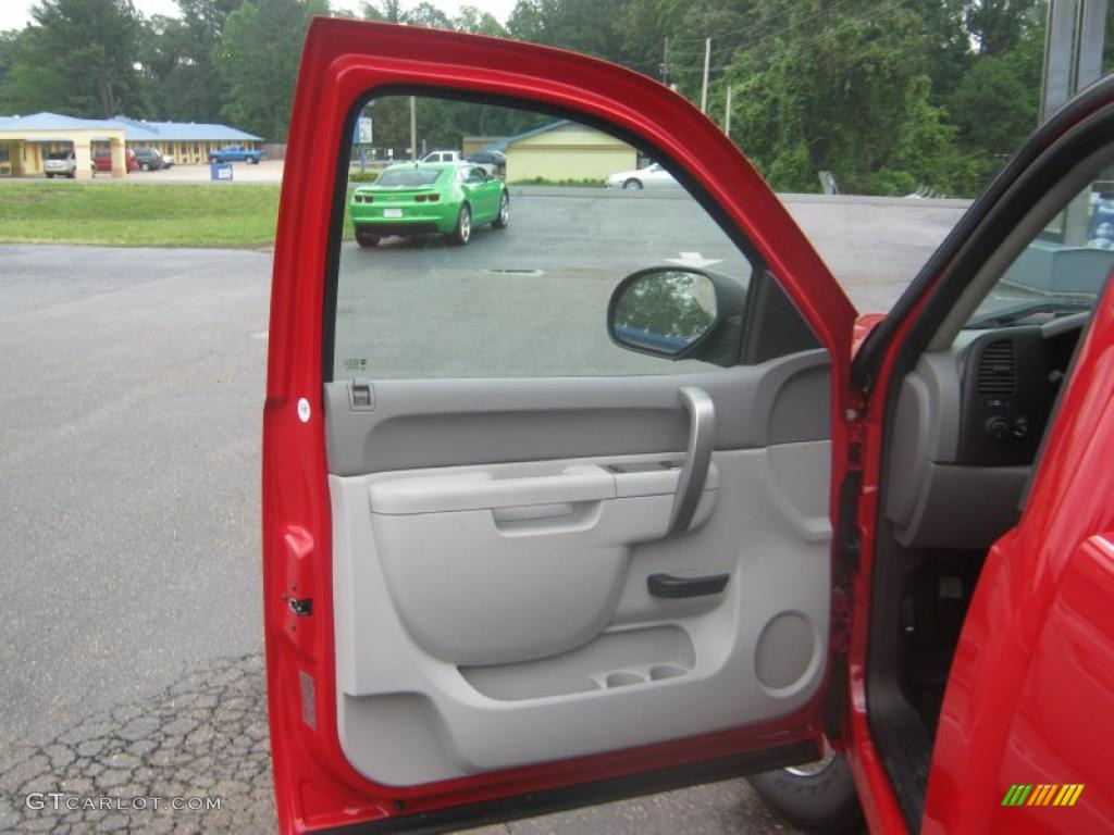 2011 Silverado 1500 Regular Cab 4x4 - Victory Red / Dark Titanium photo #15