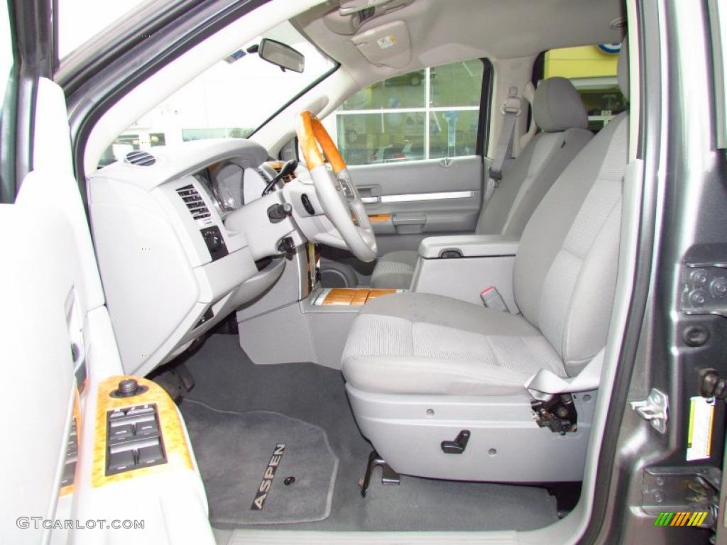 2008 Chrysler Aspen Limited interior Photo #49798259