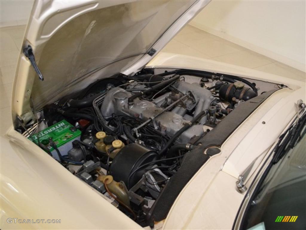 1969 Mercedes-Benz SL Class 280 SL Roadster 2.8 Liter SOHC 12-Valve Inline 6 Cylinder Engine Photo #49800573