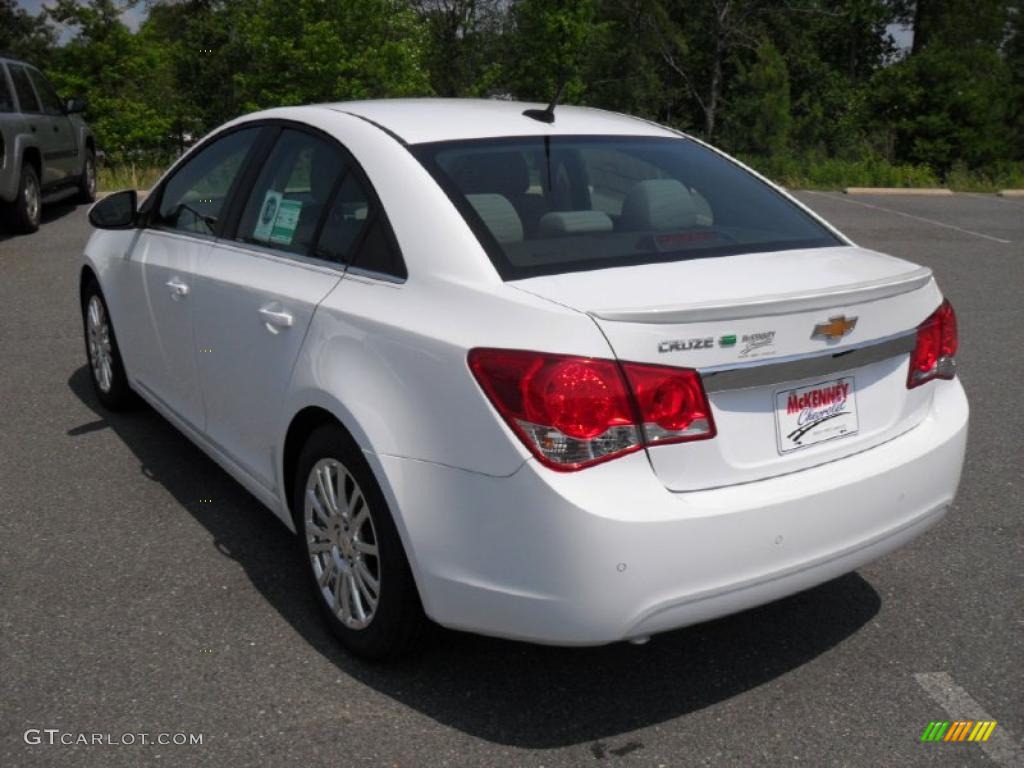 2011 Cruze ECO - Summit White / Medium Titanium photo #2
