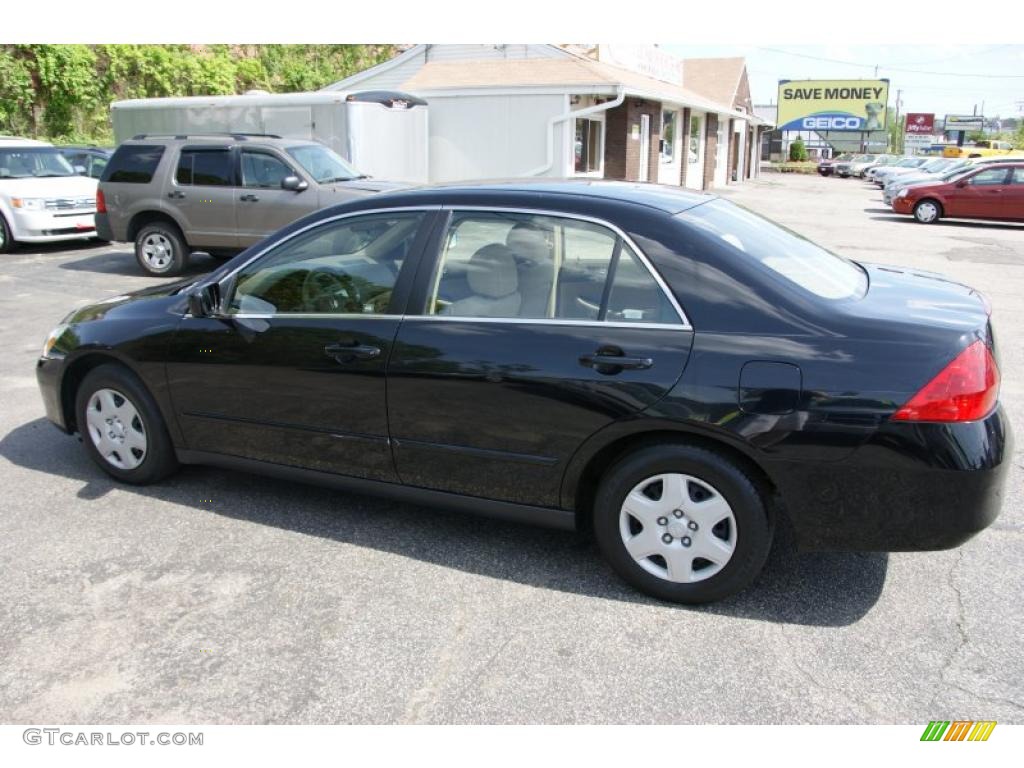 2006 Accord LX Sedan - Nighthawk Black Pearl / Ivory photo #3