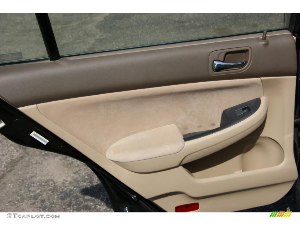 2006 Accord LX Sedan - Nighthawk Black Pearl / Ivory photo #13