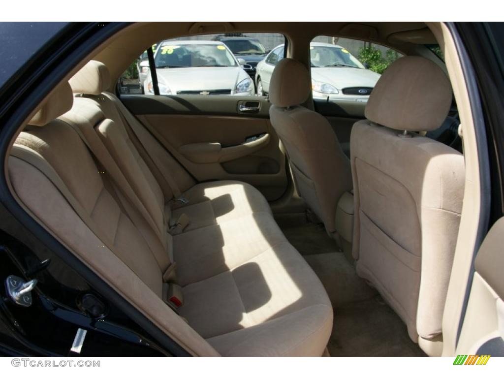2006 Accord LX Sedan - Nighthawk Black Pearl / Ivory photo #17