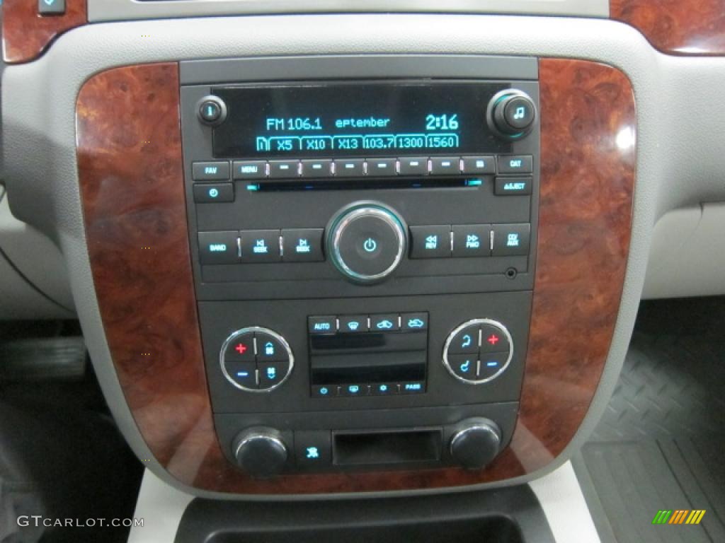 2009 Silverado 1500 LTZ Crew Cab 4x4 - Victory Red / Light Titanium photo #4