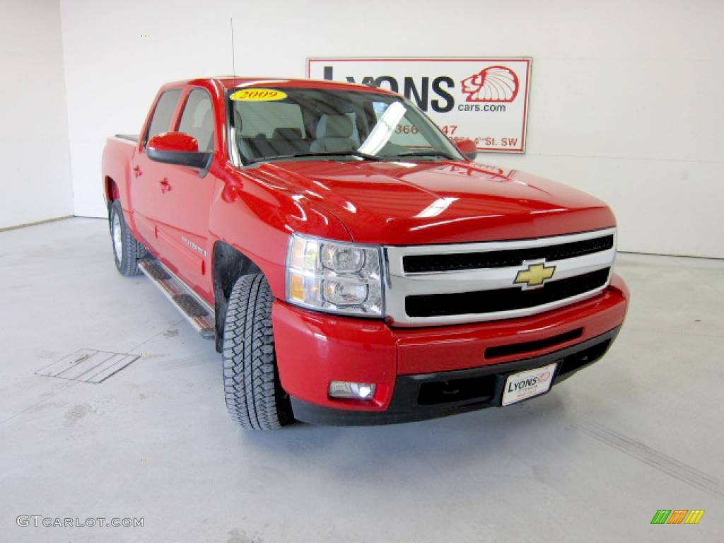 2009 Silverado 1500 LTZ Crew Cab 4x4 - Victory Red / Light Titanium photo #24