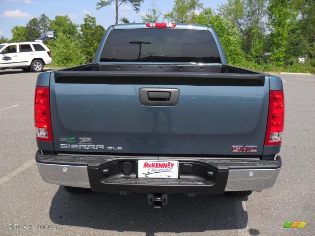 2011 Sierra 1500 SLE Extended Cab - Stealth Gray Metallic / Ebony photo #3