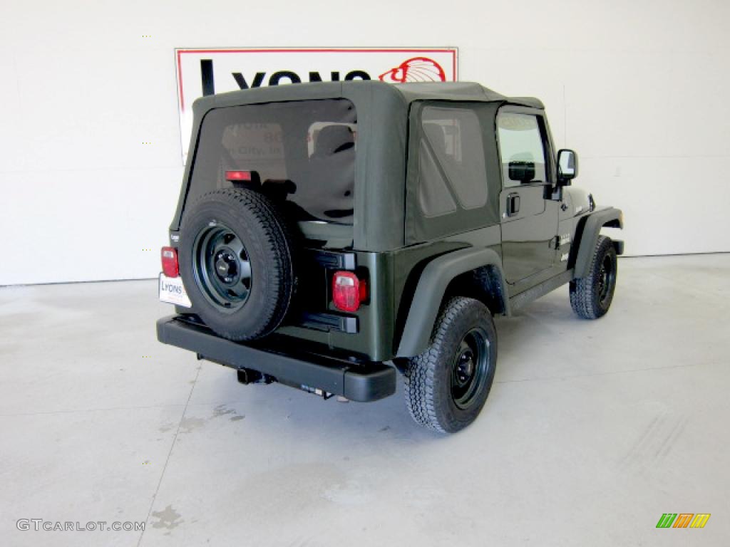 2005 Wrangler Willys Edition 4x4 - Moss Green Pearlcoat / Khaki photo #19