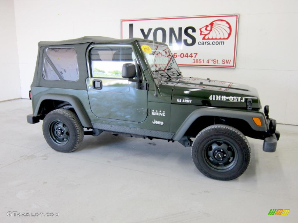 2005 Wrangler Willys Edition 4x4 - Moss Green Pearlcoat / Khaki photo #24
