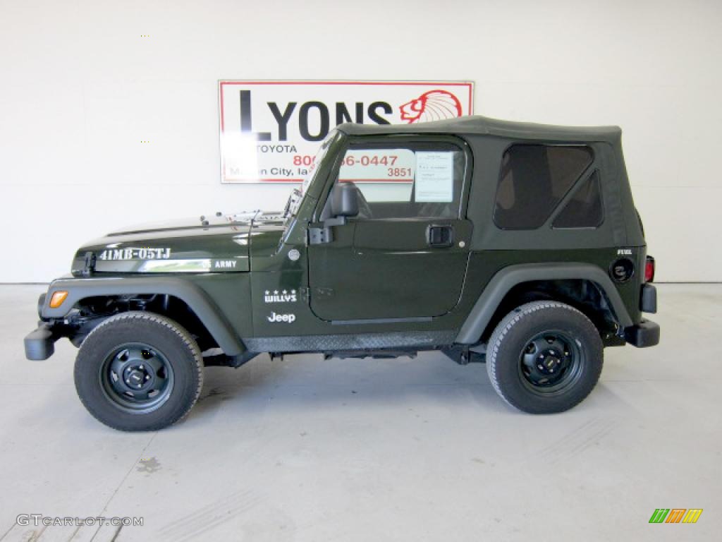 2005 Wrangler Willys Edition 4x4 - Moss Green Pearlcoat / Khaki photo #34