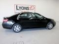Black - Camry LE Photo No. 19