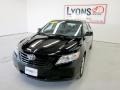 Black - Camry LE Photo No. 27