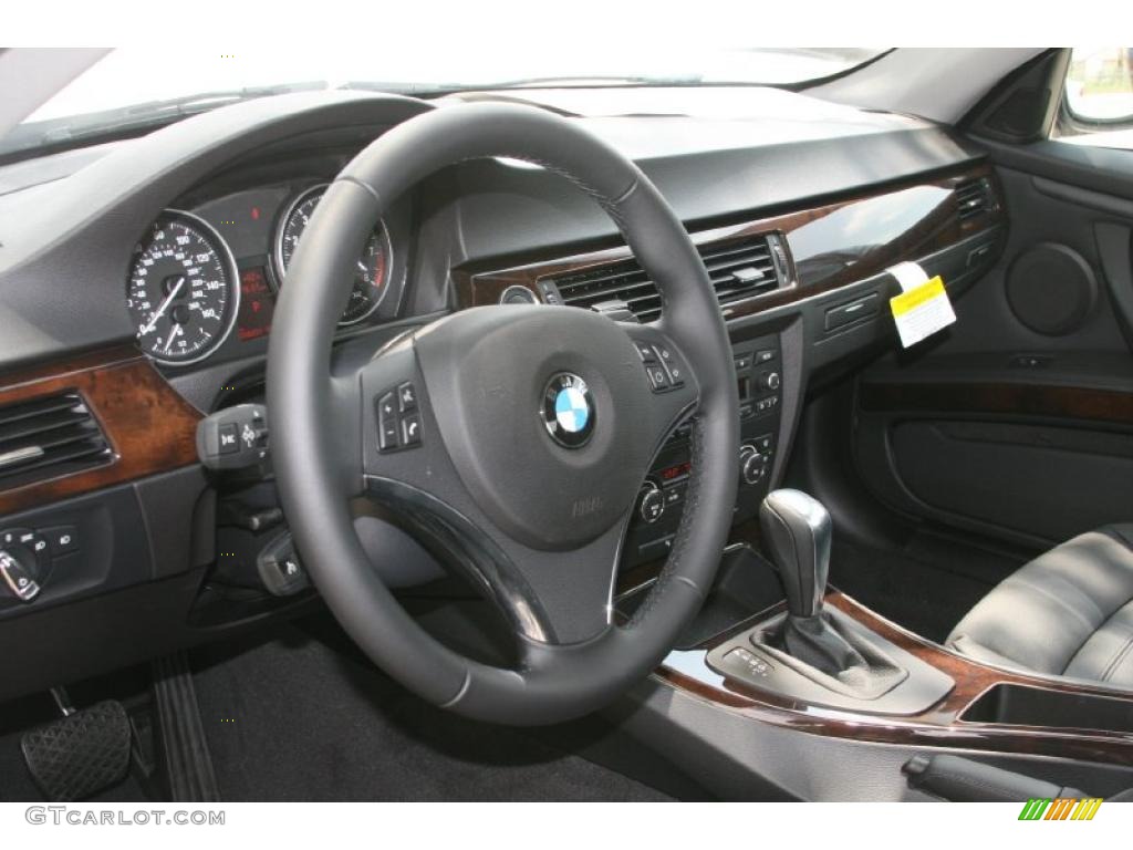 2011 3 Series 328i Coupe - Mineral White Metallic / Black photo #8
