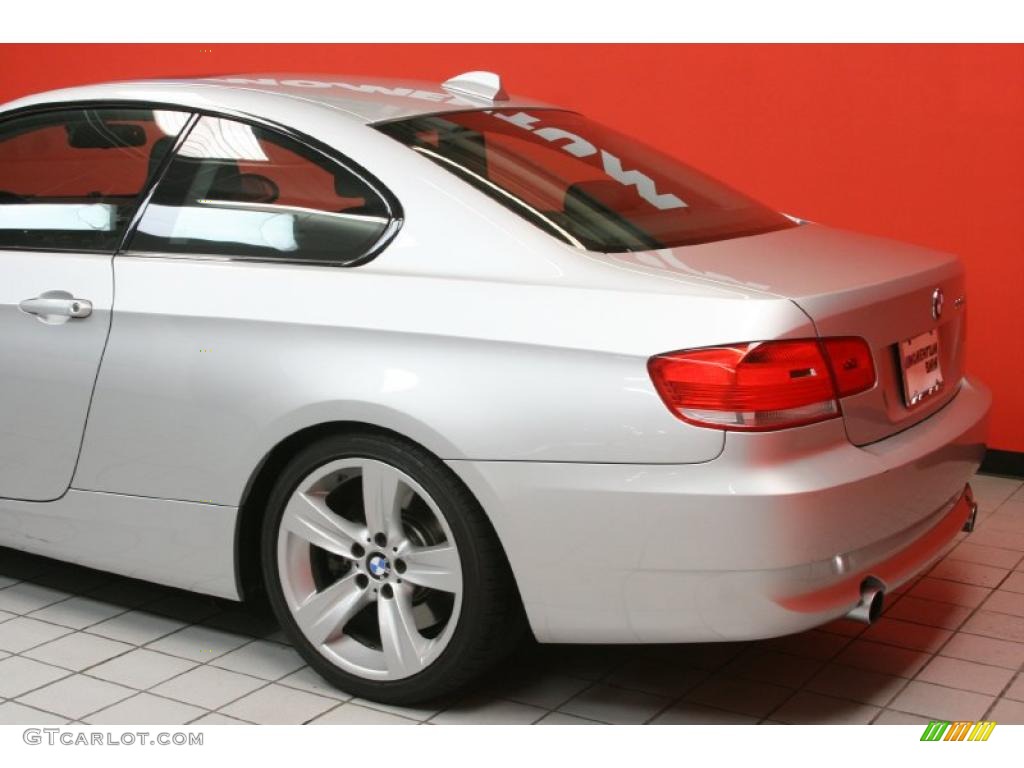 2009 3 Series 335i Coupe - Titanium Silver Metallic / Black photo #16