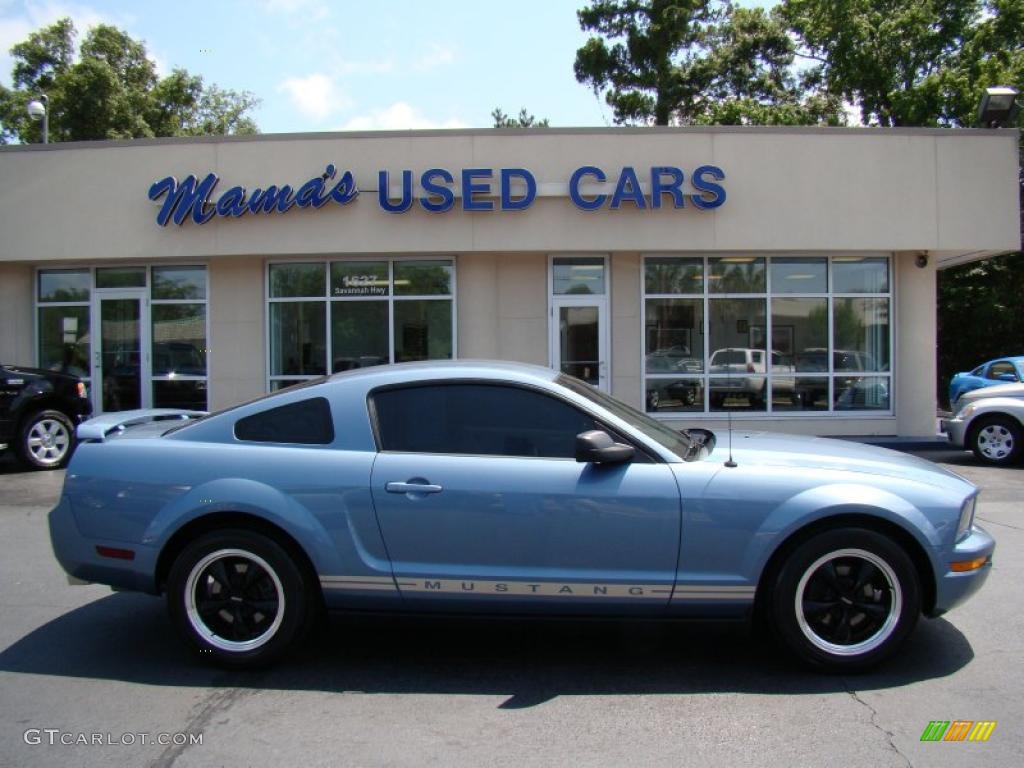 2005 Mustang V6 Premium Coupe - Windveil Blue Metallic / Medium Parchment photo #1