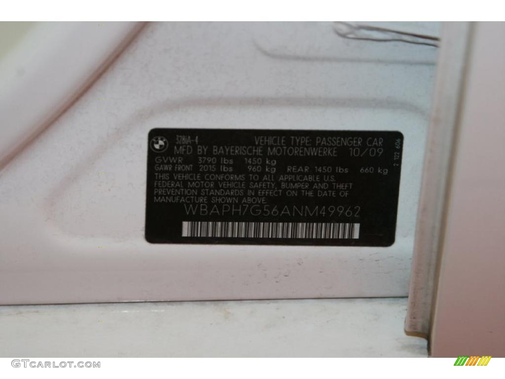 2010 3 Series 328i Sedan - Alpine White / Black photo #8