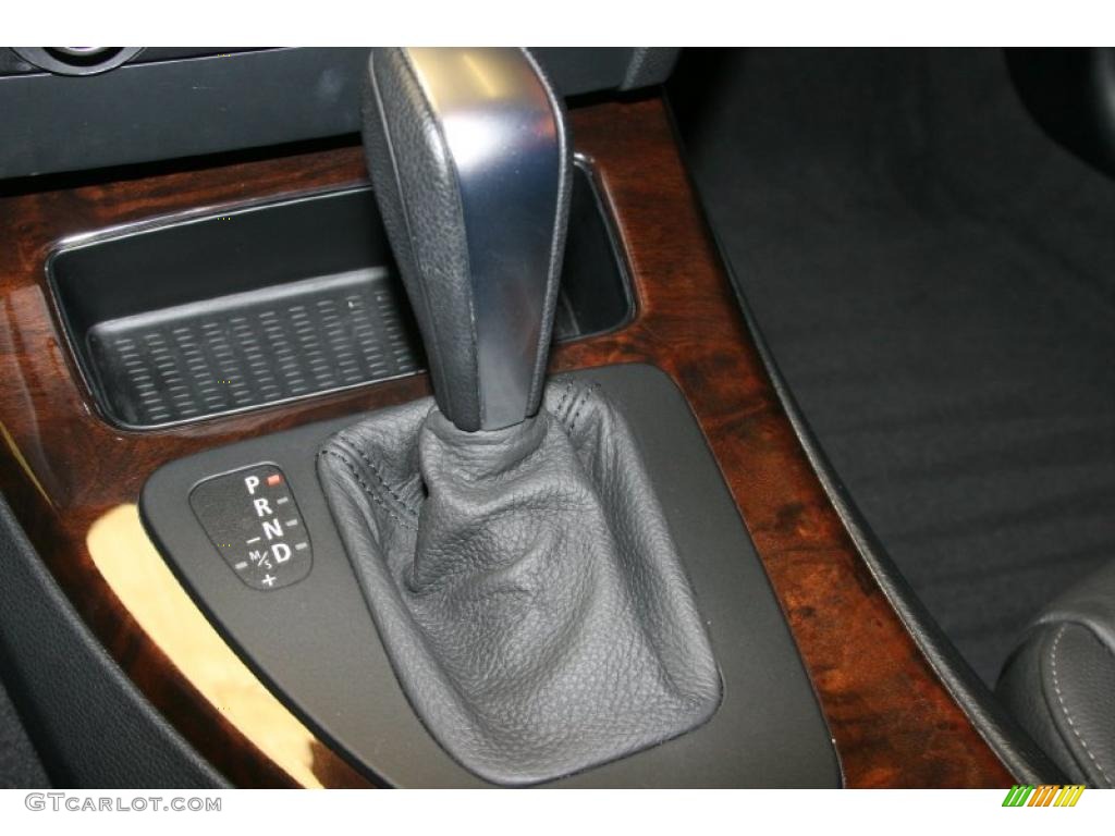 2010 3 Series 328i Sedan - Alpine White / Black photo #35