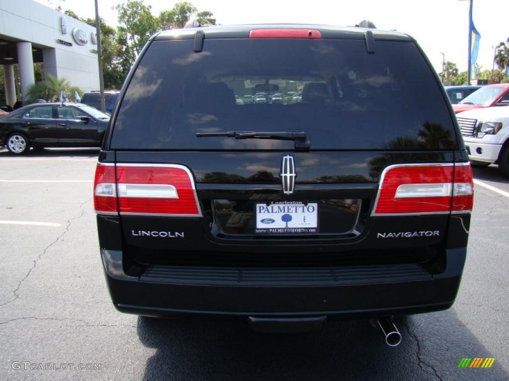 2008 Navigator Luxury - Black / Camel/Sand Piping photo #7