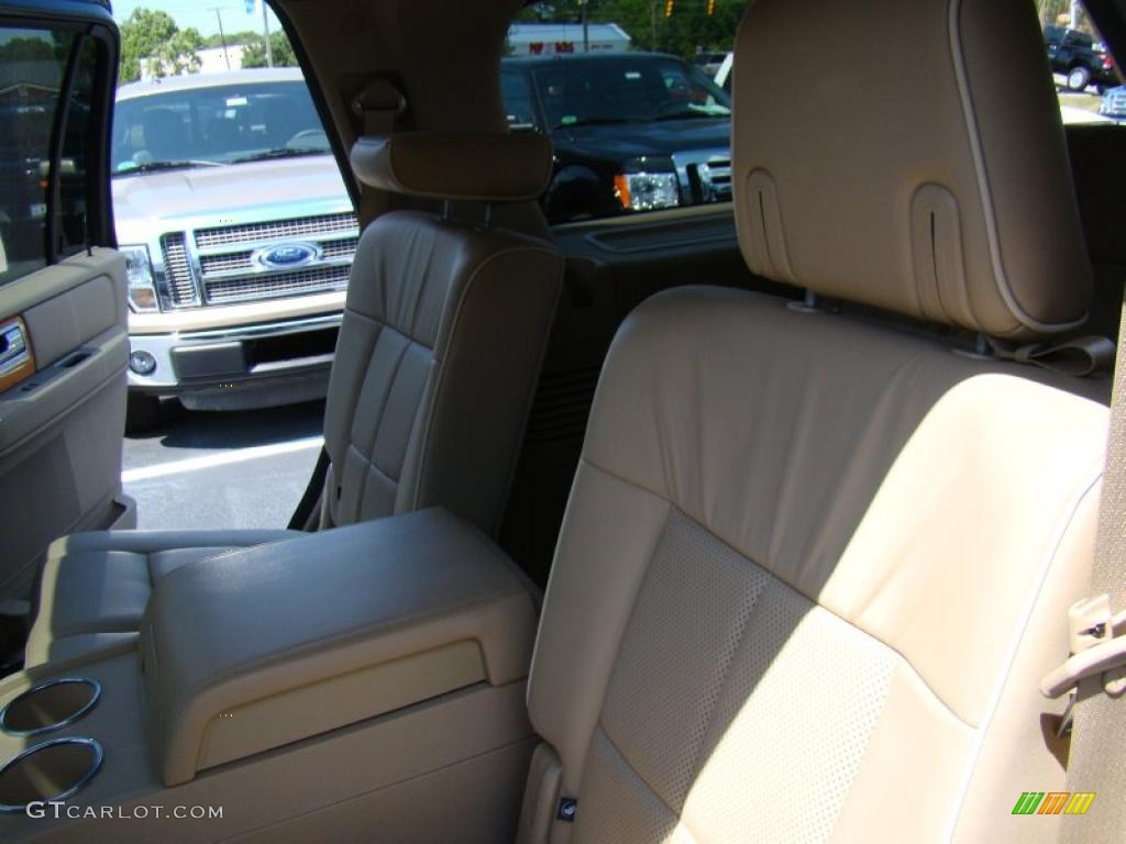 2008 Navigator Luxury - Black / Camel/Sand Piping photo #13