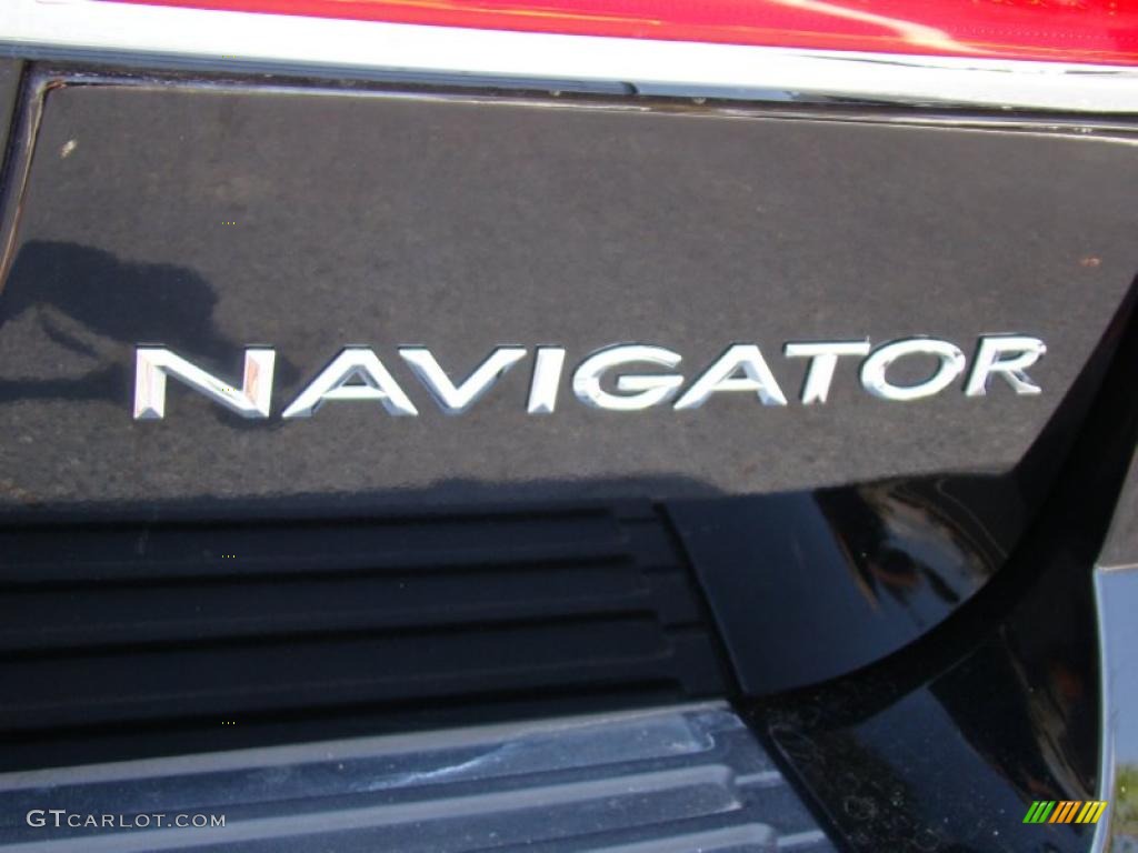 2008 Navigator Luxury - Black / Camel/Sand Piping photo #42