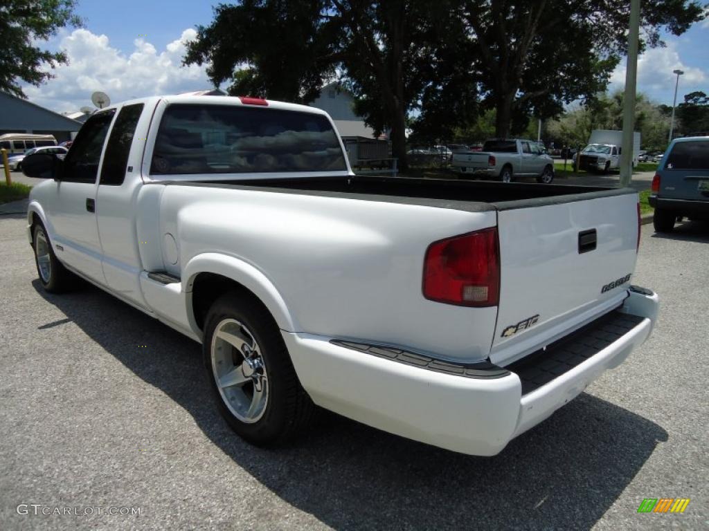 Summit White 2003 Chevrolet S10 LS Extended Cab Exterior Photo #49811742