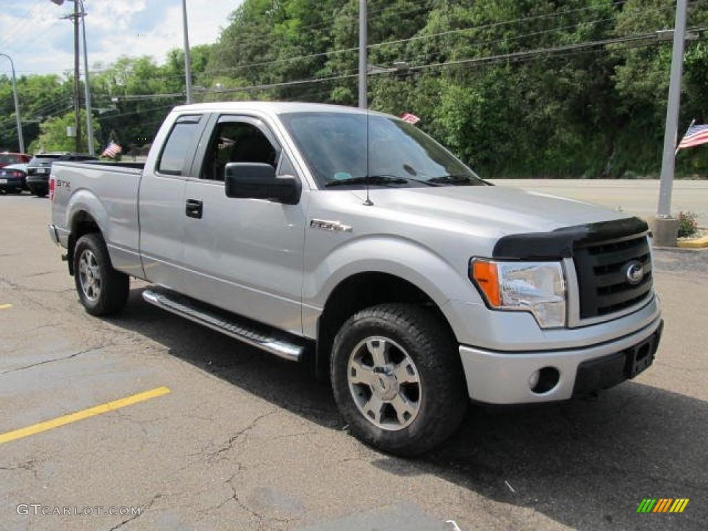 Brilliant Silver Metallic 2009 Ford F150 STX SuperCab 4x4 Exterior Photo #49812960