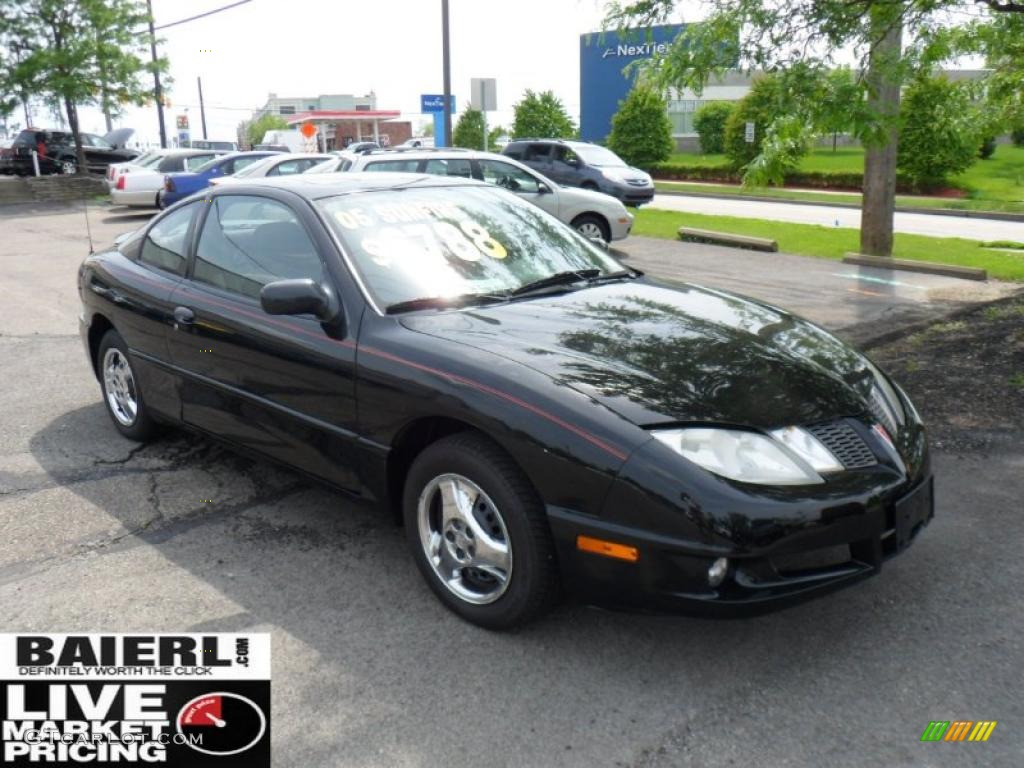 2005 Sunfire Coupe - Black / Graphite photo #1