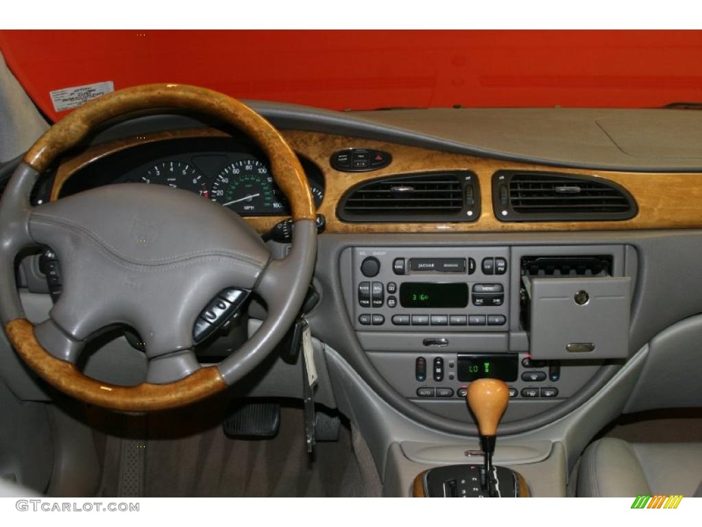 2001 Jaguar S-Type 3.0 Dove Dashboard Photo #49814850